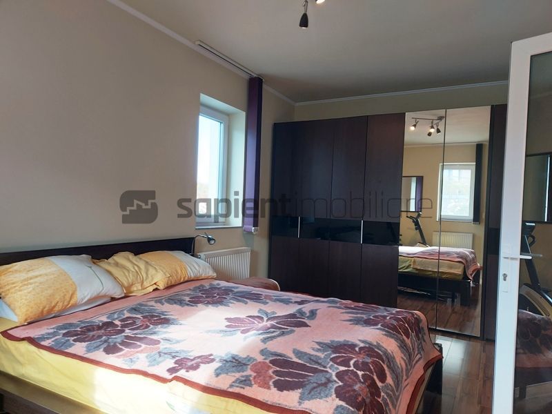 Vila cu 9 camere in zona SpitaluluiJudetean - Poză 13