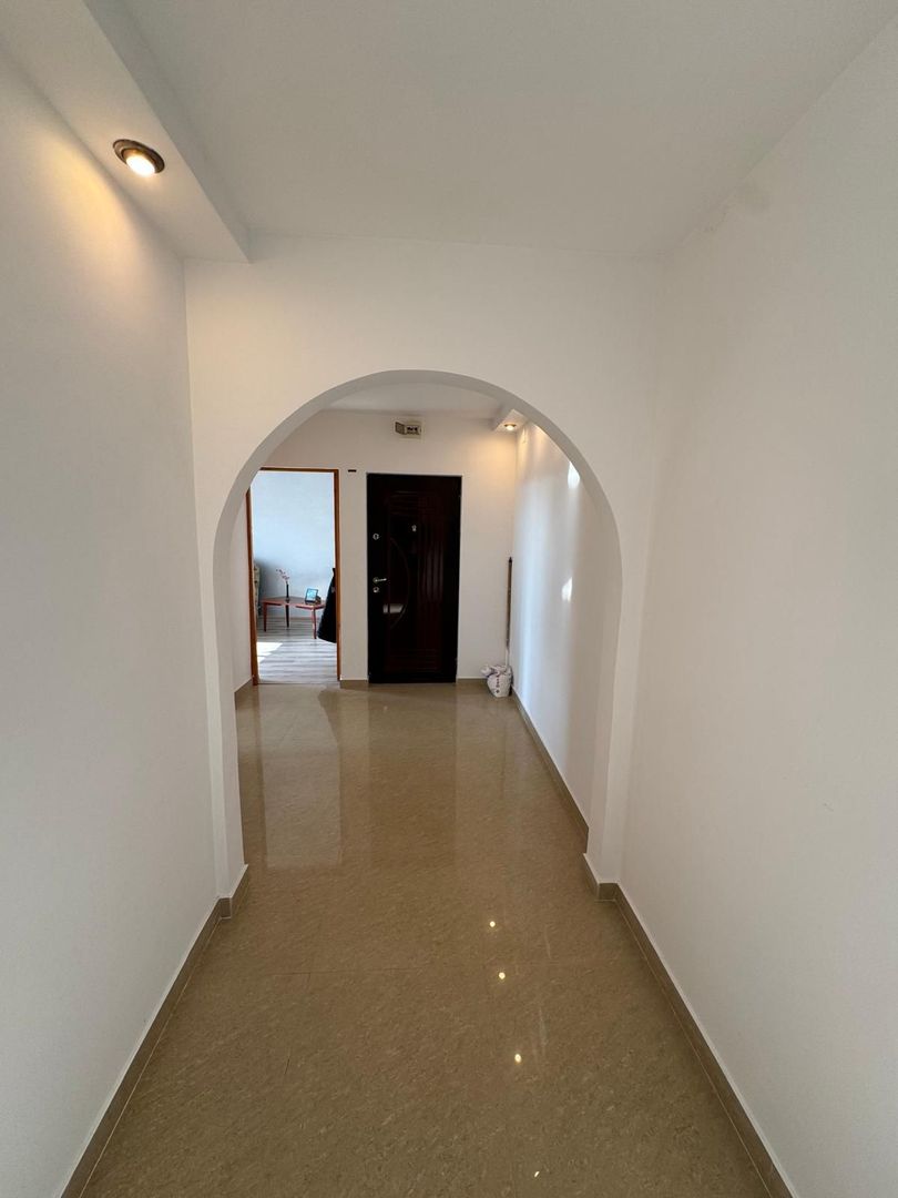 Apartament 3 camere 60 mp bloc 1980 central Filipesti de Padure! - Poză 20