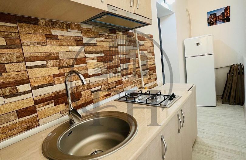 SOLD / VANDUT Apartament cu 2 camere de vânzare în zona Nord - Poză 2