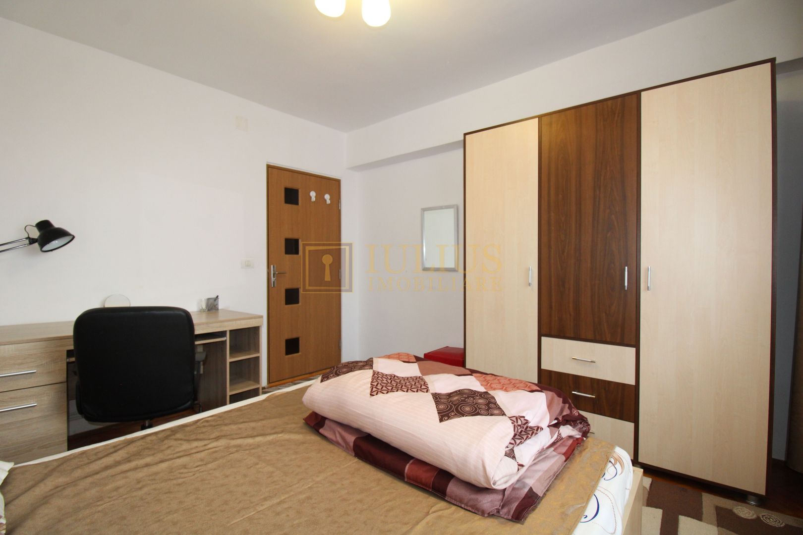 Piata Victoriei, 3 camere, centrala proprie - Poză 17