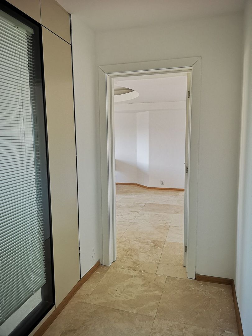 Birou Piata Alba Iulia - Poză 6