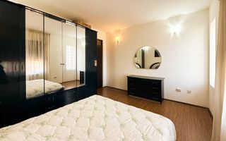 Apartament spatios cu terasa de 50 mp si vedere panoramica - Poză 2