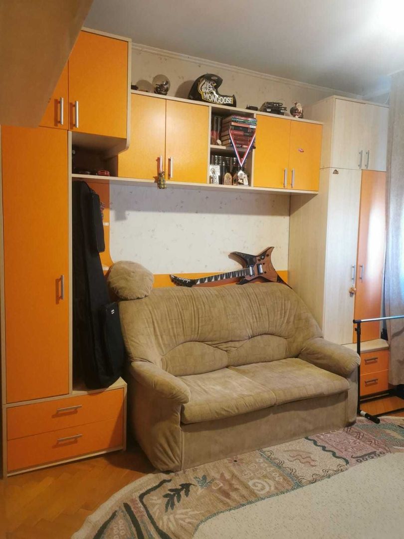 Vând Ap 4 camere centru - Poză 8