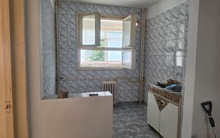 3 Camere | De Renovat | Metrou Costin Georgian - Poză 9