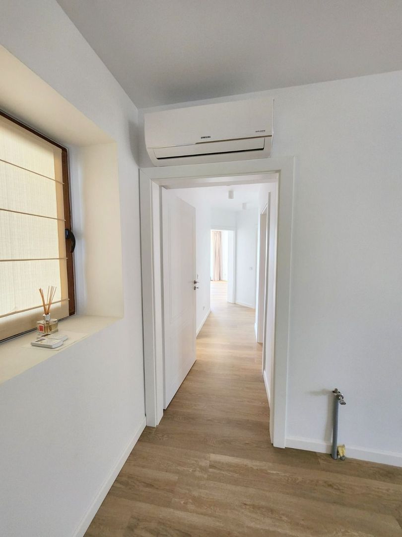 De vanzare apart. 3 camere Faleza , vedere Dunare, 78 mp, renovat premium - Poză 12