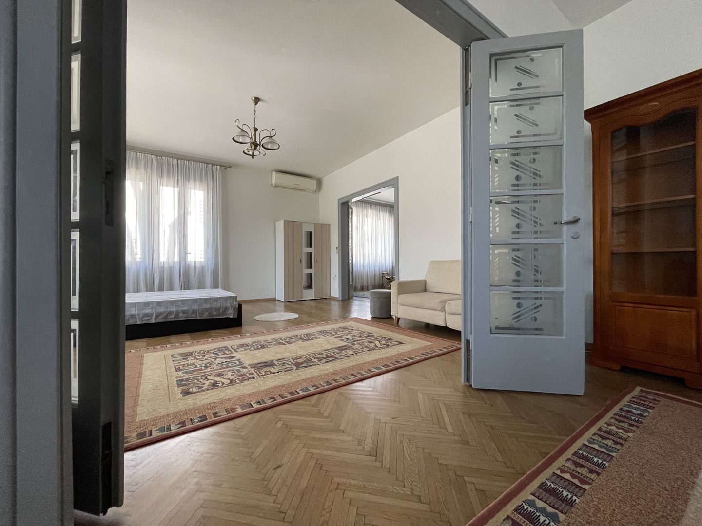 Apartament spectaculos 3 camere | Ultracentral | 115 mp | Terasa 10 mp - Poză 11
