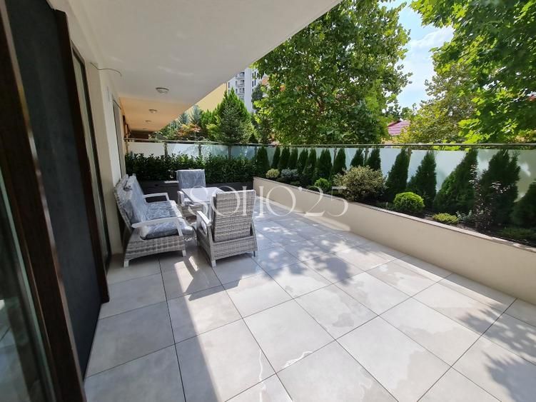 LUX !!! 3 Camere transformate in 2 , terasa de 46mp, mobilat si utilat complet, - Poză 3