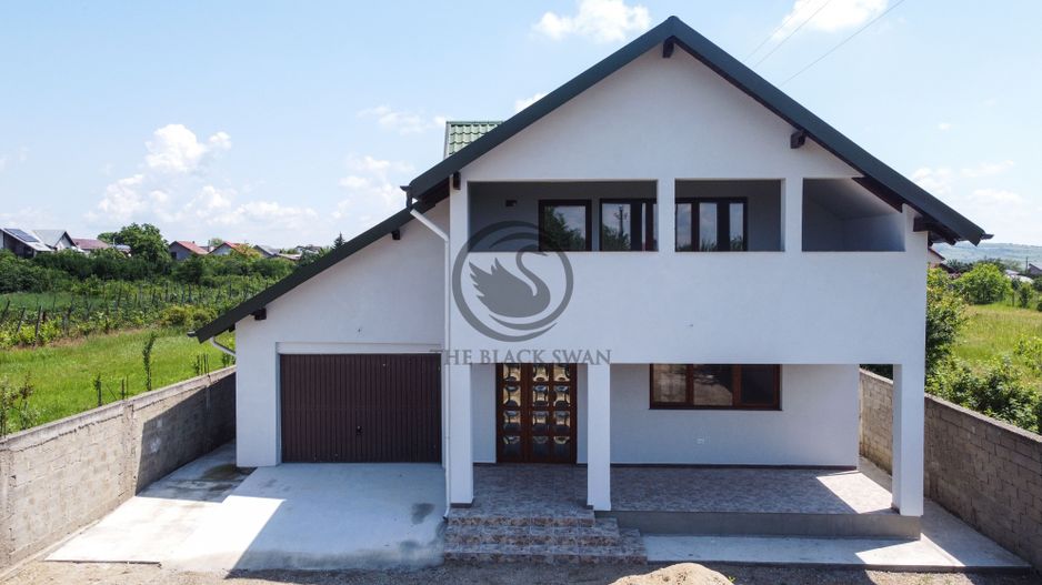 Casa de vanzare | Teren 1.300 mp | Garaj | Pleașa, PH | Comision 0% - Poză 1