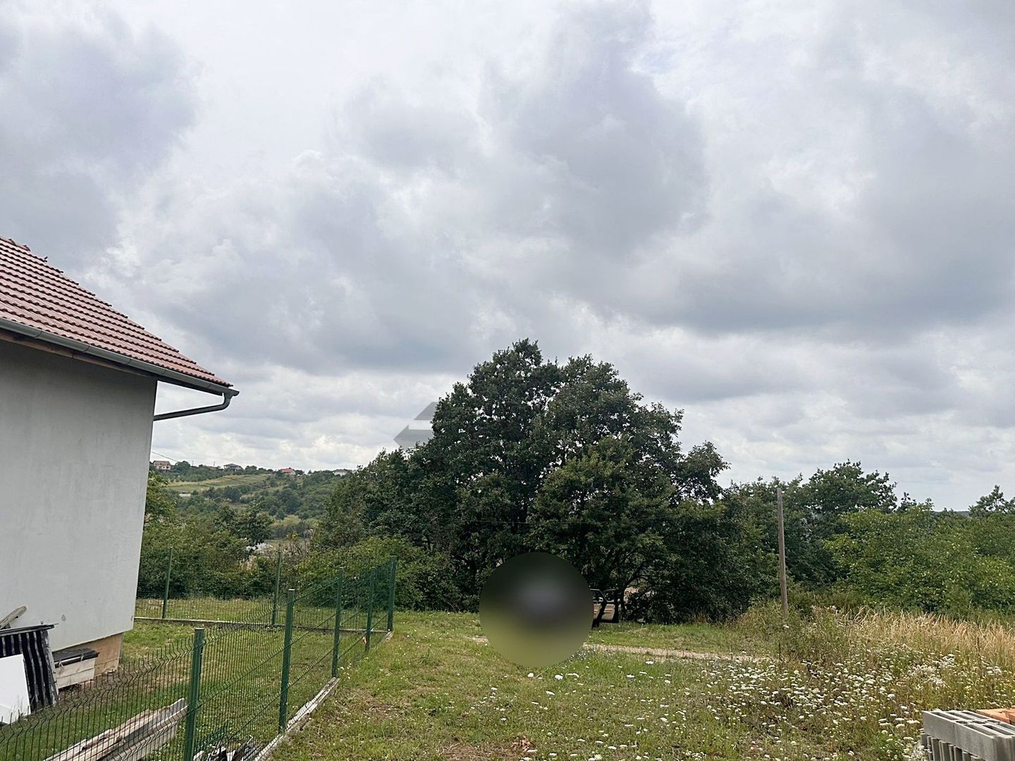 Teren intravilan de vanzare cu o crama zona Dealuri Oradea - Poză 1