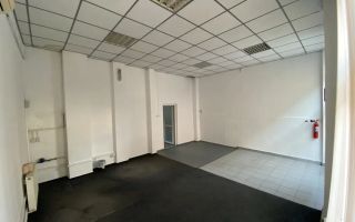 Spatiu comercial | Vitrina mare la strada | 70 mp | V. Aaron - Poză 1