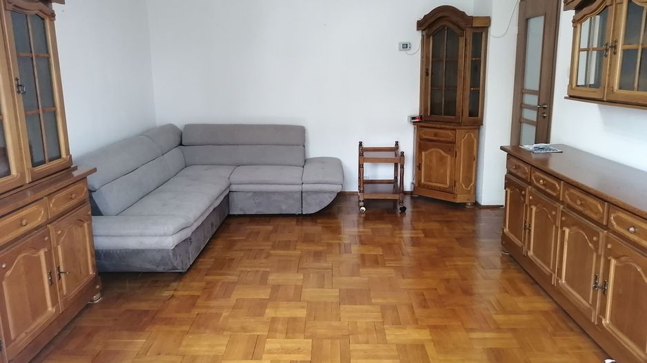 Inchiriere - 4 camere decomandat in Scriitorilor - Poză 1