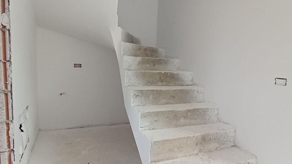 Sanandrei, Duplex pe Etaj, Drum Asflatat, Bucatarie Separata - Poză 14