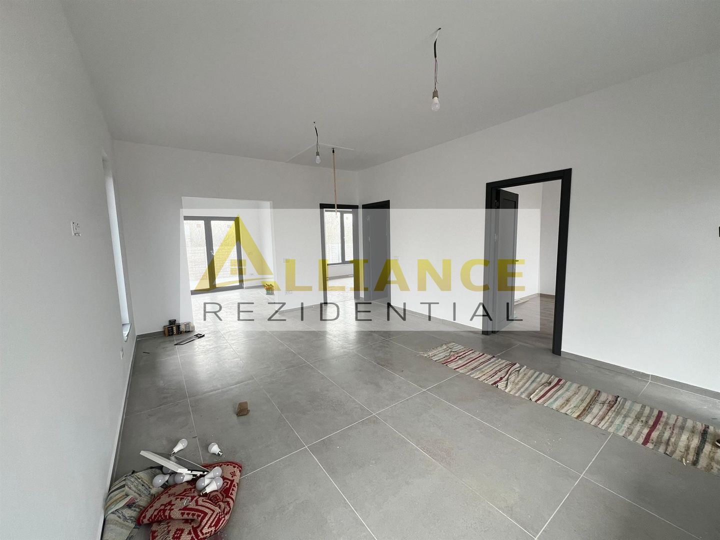 Casa parter -3 camere- Incalzire in pardoseala - Comuna Berceni - Poză 5