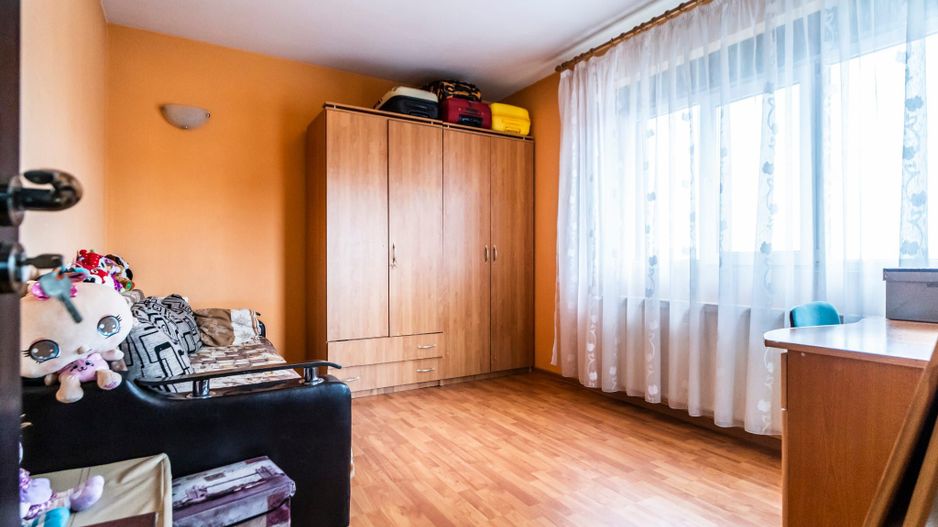 Ciorogarla, casa 5 camere, duplex, teren 434 mp, statie STB la 300 m - Poză 10