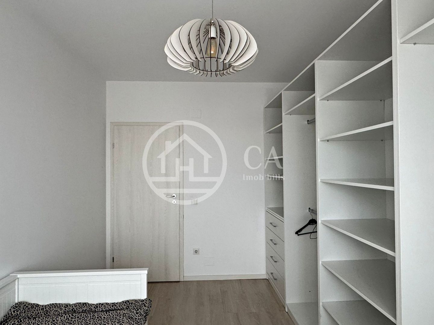 Apartament cu 3 camere de inchiriat in zona Nufarul, Oradea - Poză 6