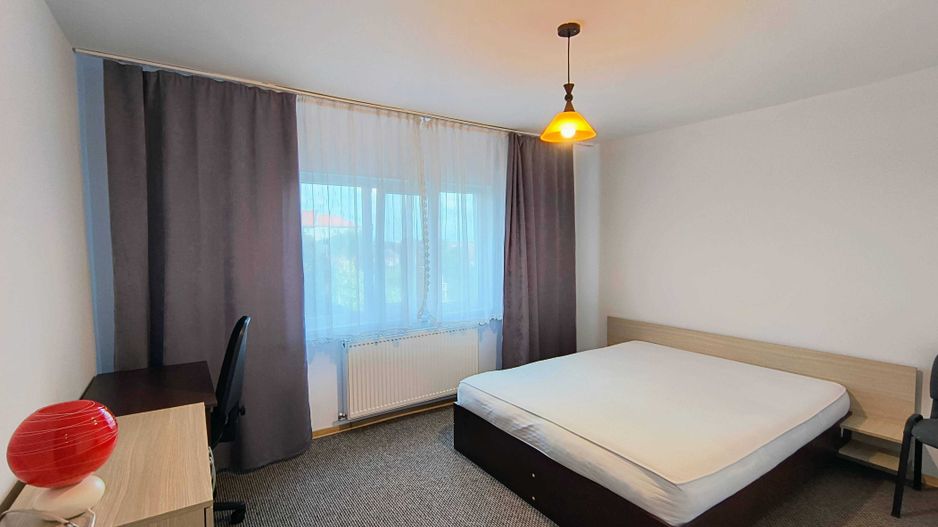 Proprietar, inchiriez pe termen lung Apartament 2 camere | Zona Lunei - Poză 7