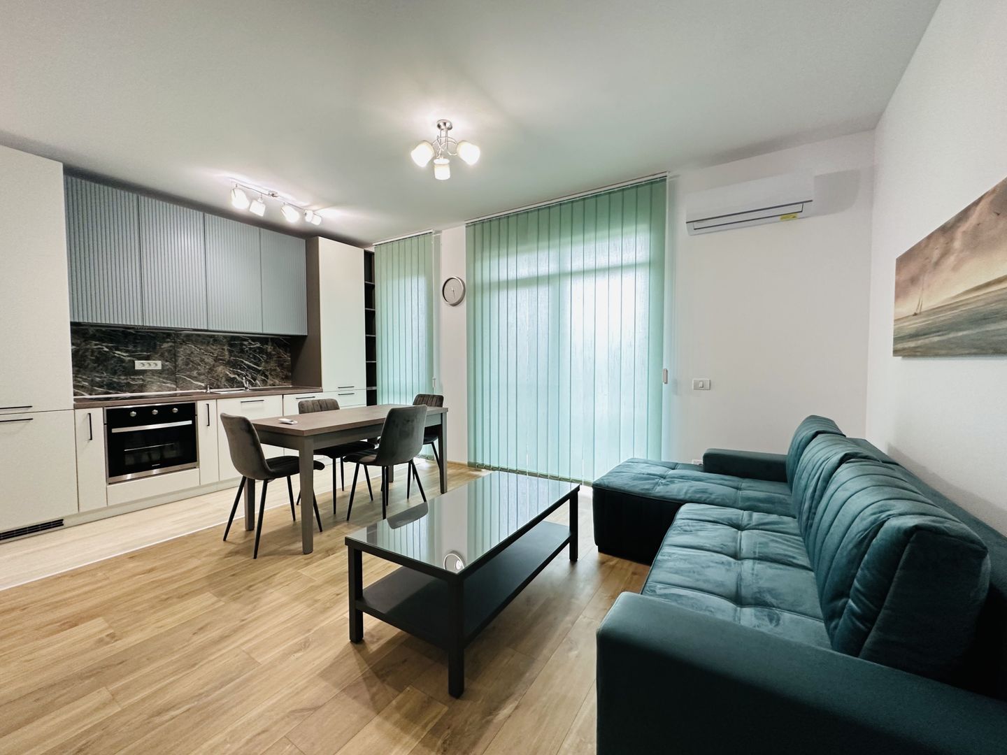 Prima inchiriere, 2 camere - Segmentul Premium - Curte & Parcare - Poză 4