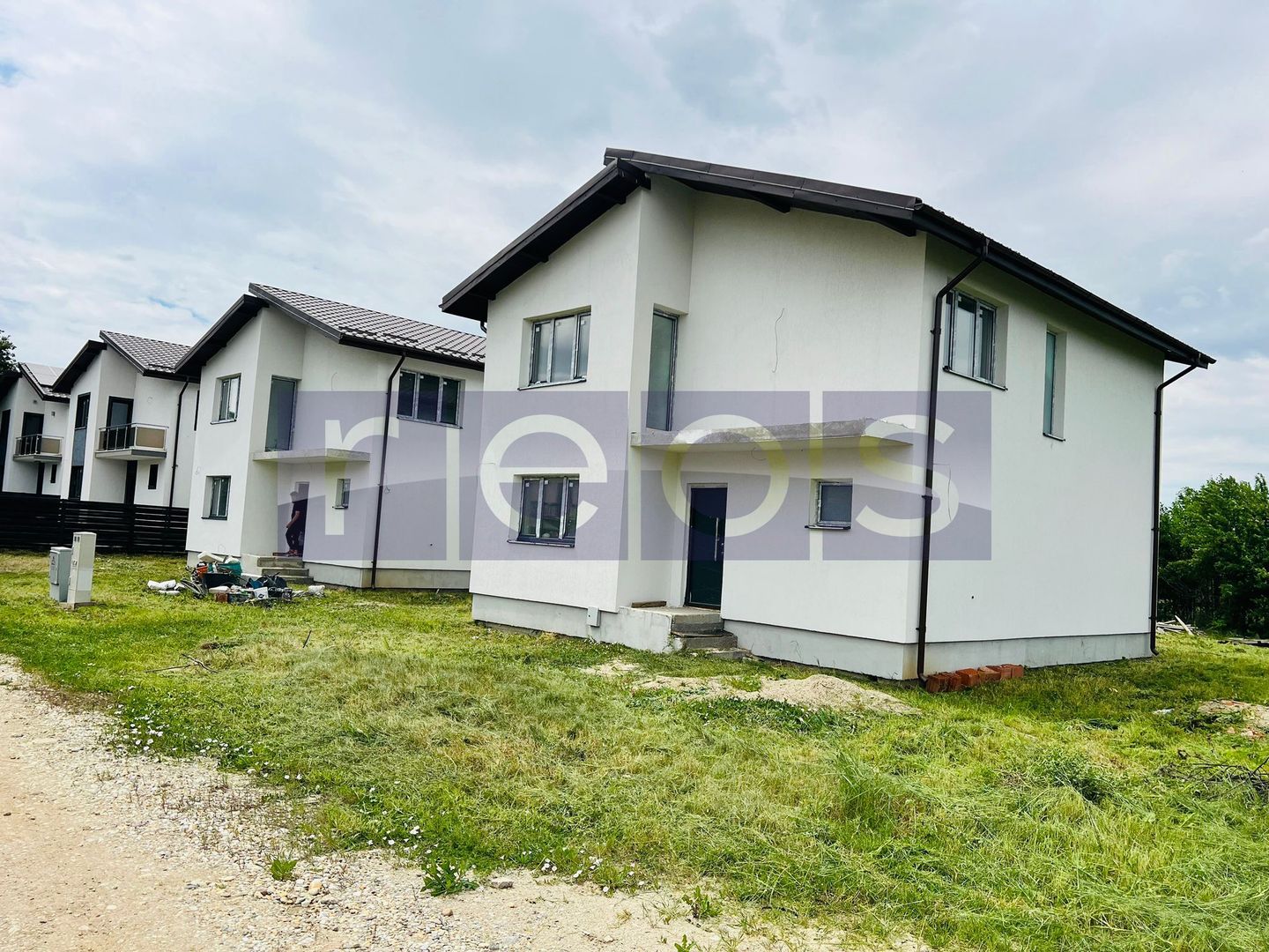 VILA DE VANZARE CORBEANCA 450 MP 6 CAMERE - Poză 5
