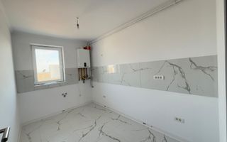 Decomandat. Loc de parcare. Spatiu depozitare pod. - Poză 3