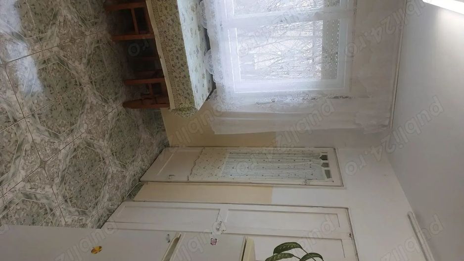 BRASADAS vinde ap 2 cam etaj 4/4 in Micro 16. - Poză 3