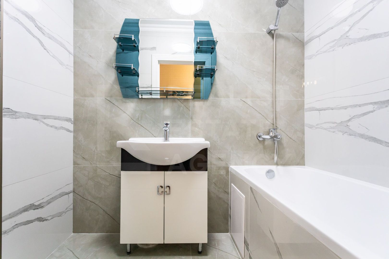 Vânzare, apartament 2 camere, str. Milescu Spataru, Ciocana - Poză 15