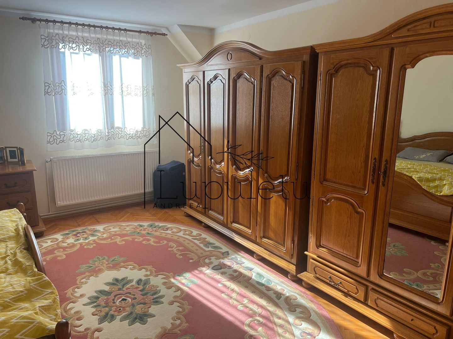 Casa de Vanzare Rasinari | 6 Camere | 200 MPU | Teren 979 MP | - Poză 17