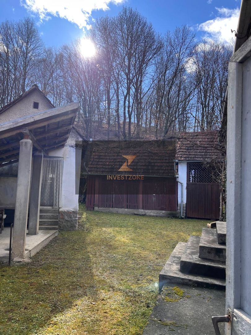 Casa de vanzare Vadu Crisului - Poză 1