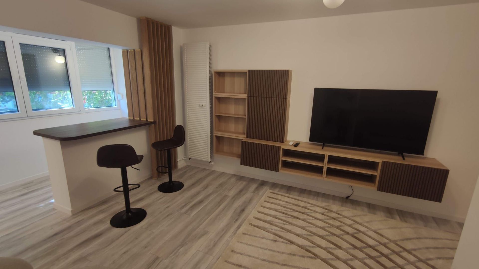 Apartament cu doua camere decomandat,  strada Turda - Poză 2