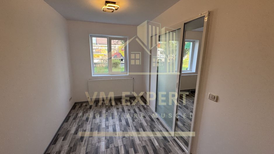 SPAȚU COMERCIAL 34 MP CAMPULUNG VIZAVI DE CENTRU MEDICAL CLUBUL SANATĂȚII - Poză 4