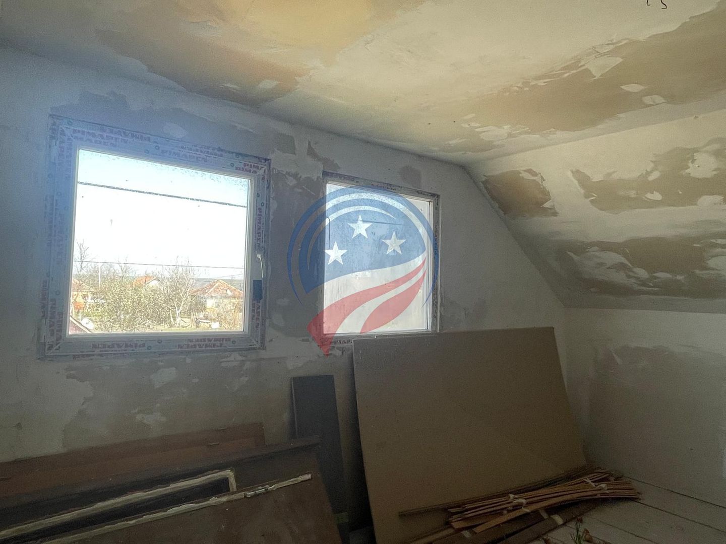 Casa in Predesti - Poză 8