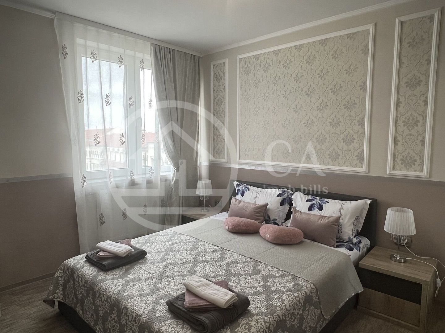 Apartament cu 2 camere de inchiriat ultracentral Oradea - Poză 1