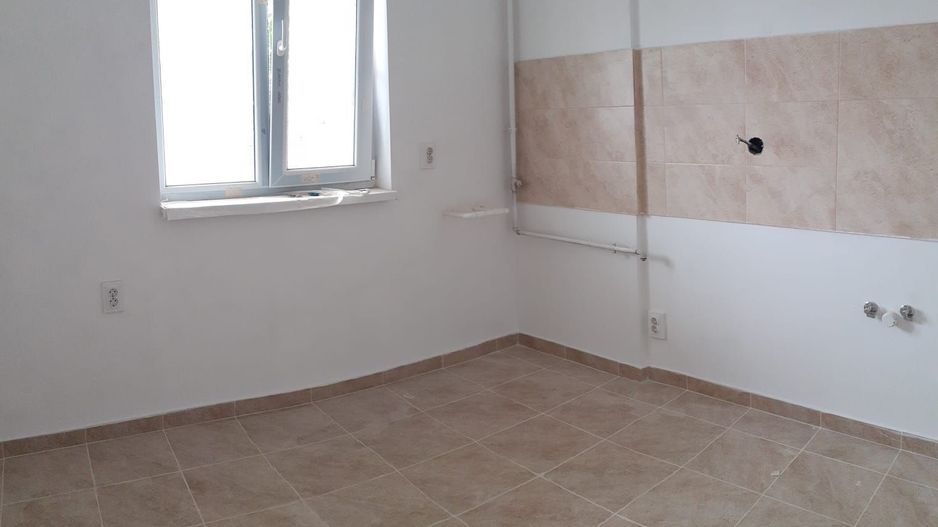 Splaiul Unirii- Sos. Leordeni -zona vile- gars gradina 30mp- centrala - Poză 3