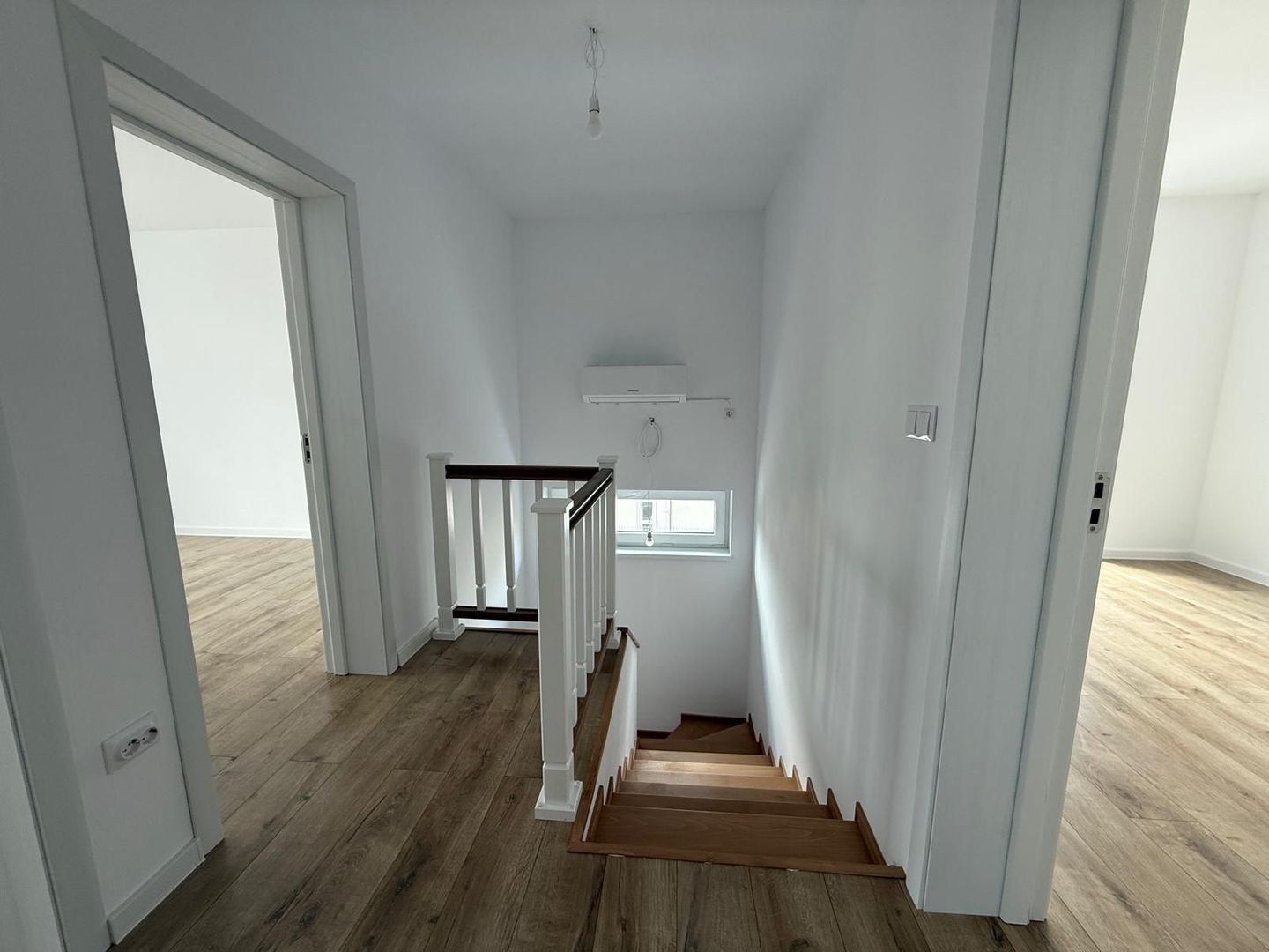 Casa/Vilă P+1 cu 4 camere de vânzare - Sânpetru - Poză 14