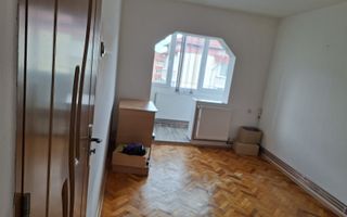 Apartament cu 3 camere -Zona Aradului - Poză 3