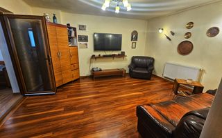 Casa P+1E+M, cu 5 camere în Cantacuzino – ideală birouri sau locuință - Poză 29