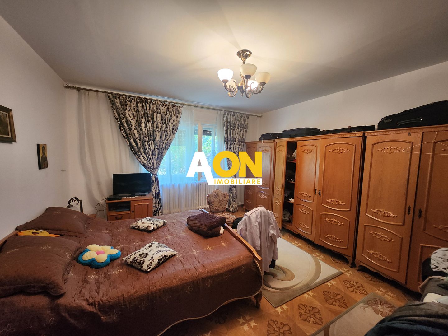 De vanzare casa 5 camere, 655mp teren, zona Cetate - Poză 6