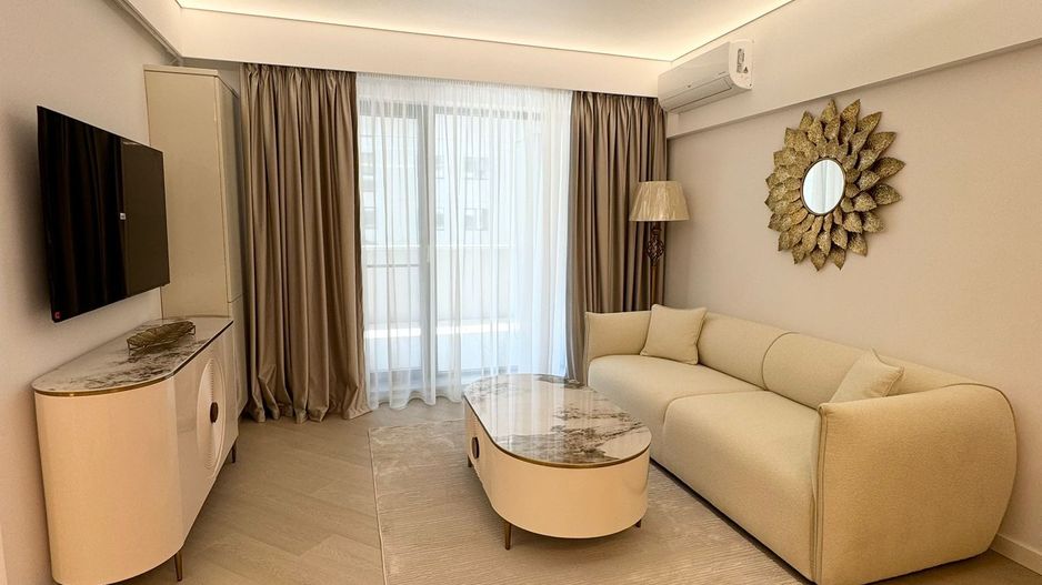 Apartament unical 3 camere de inchiriat - Poză 1