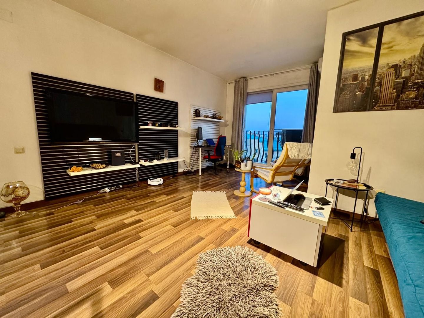 COSMOPOLIS - Apartament cu 2 camere, mobilat si utilat. - Poză 3