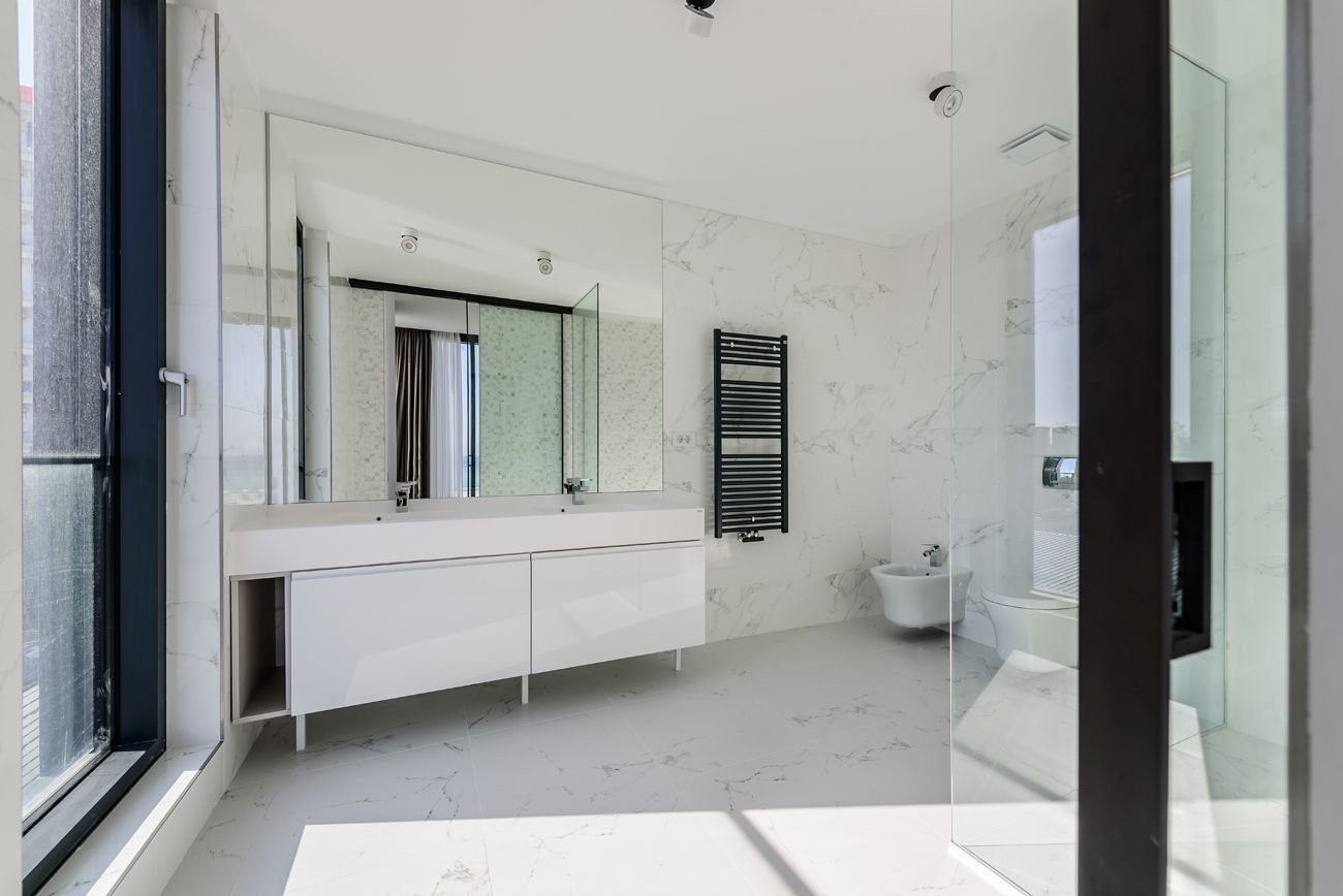 Apartament de lux cu vedere la mare în Mamaia - Poză 8