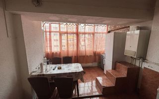 BRASADAS vinde ap 2 cam etaj 3/4 Micro 17 Indep. - Poză 2