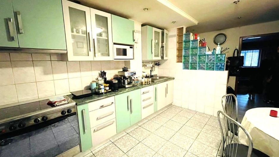 Vânzare 3 Camere 110 mp | Centrală Proprie | 2 min Mall Vitan, 12 min Metrou - Poză 1