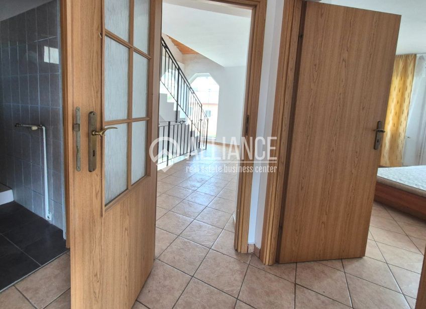 TECHIRGHIOL (COD 02)-  Vilă 10 camere ultracentrala - Poză 10
