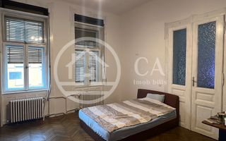 Apartament cu 3 camere de vanzare Central Oradea - Poză 1