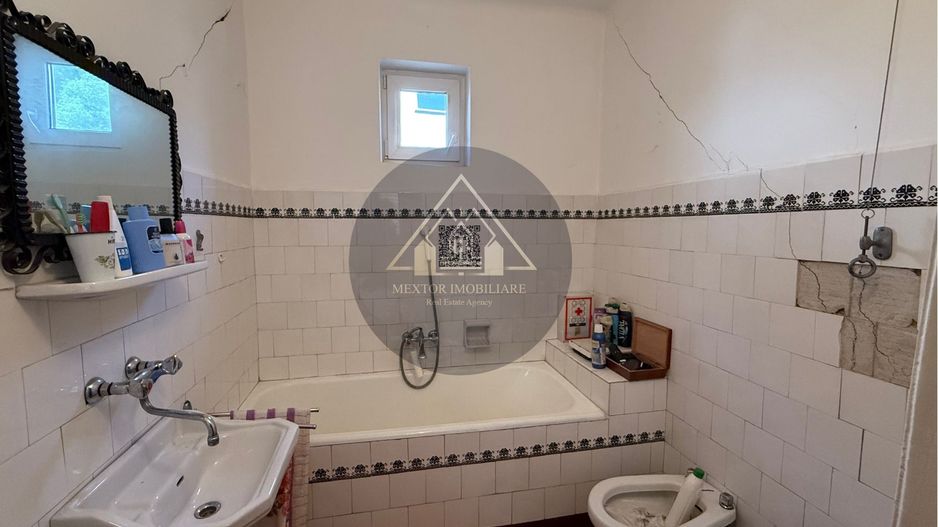 Casă Medias Vitrometan - Poză 4