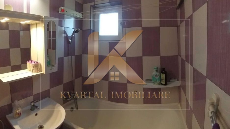 Apartament 2 camere , semidecomandat 59mp , Zona Vlaicu! - Poză 8