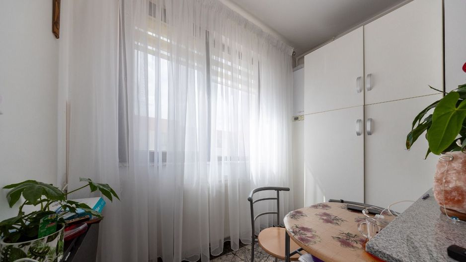 Apartament 3 camere, 82 mp+parcare si boxa-Isaran,Coresi - Poză 8