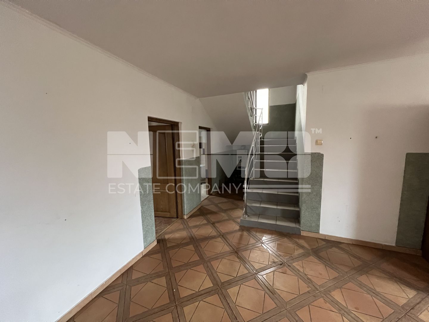 Vila 200Mp Utili | Calea Bucovinei | 16 Ari - Poză 3