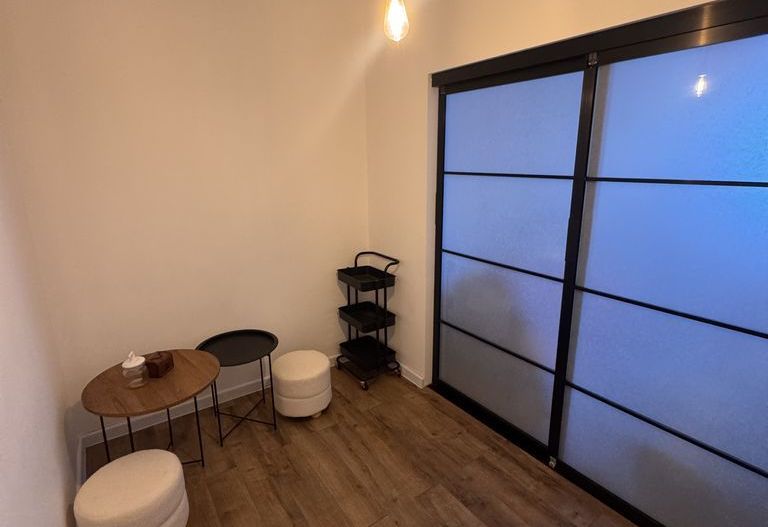 Vând apartament cu parcare subterană în zona Teilor Floresti - Poză 7