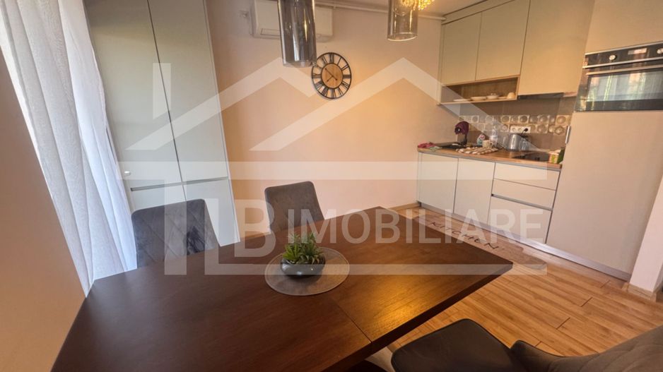 Apartament cu 2 camere, 58 mp, Zona Ultracentrala - Poză 4