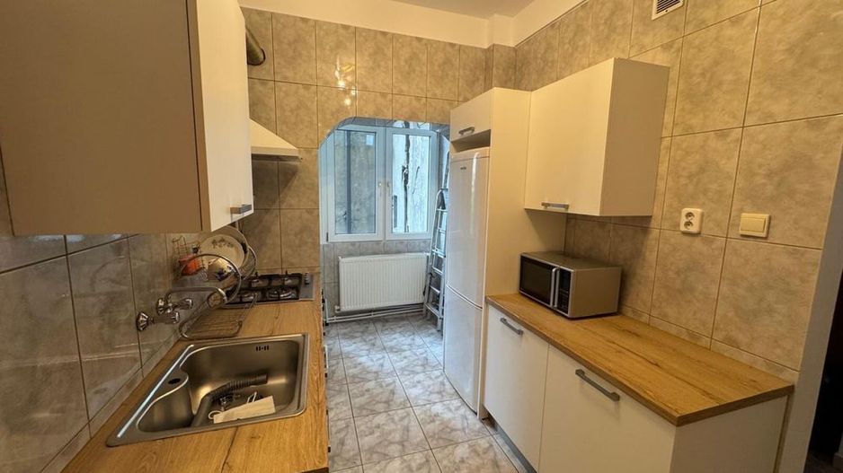 Apartament 3 camere, 2 băi, Bulevardul Bălcescu – Unirii, 800 € - Poză 1